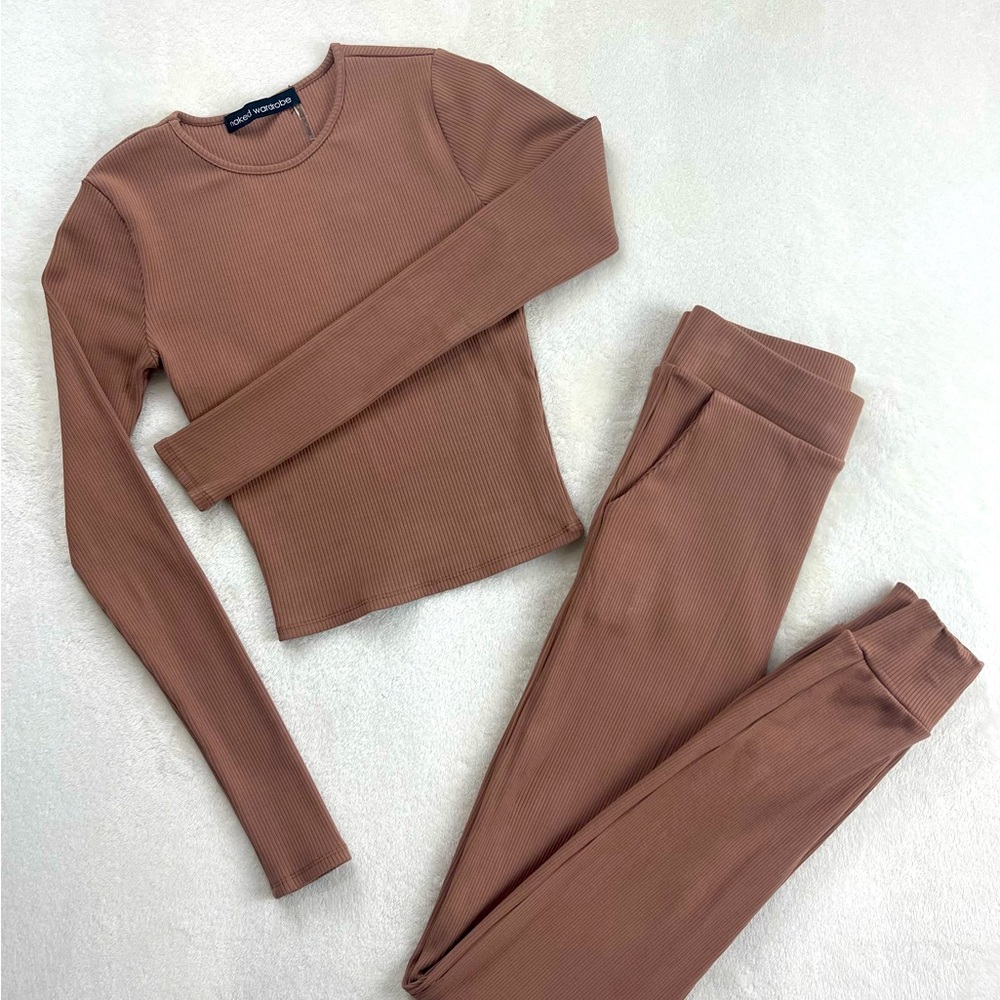 NAKED WARDROBE Set